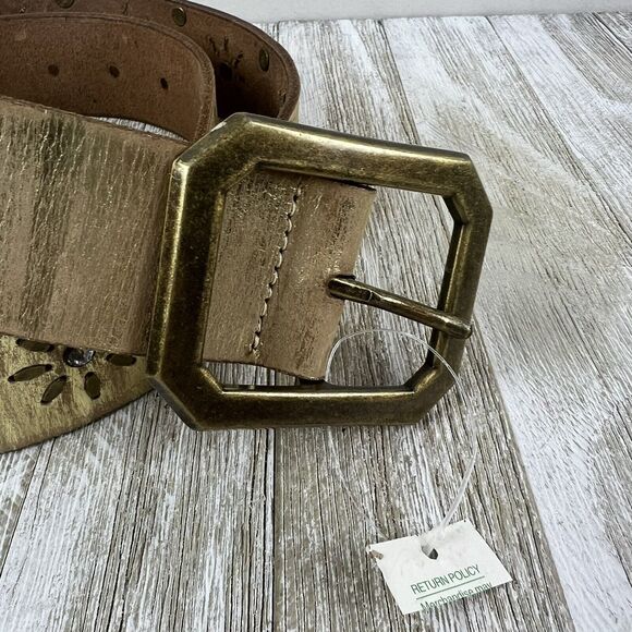 Gold Leather Boho Studded Bling Rodeo Cowgirl Medium Belt NWOT - Picture 2 of 6